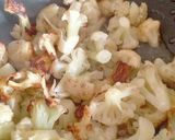 কলিফ্লাওয়ার রাইস(cauliflower rice recipe in bengali) রেসিপির ধাপ 1 ছবি