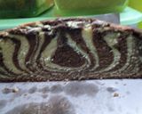 Foto langkah ke 7 dari resep Zebra Cake.