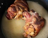 A picture of step 1 of Pork Hock Braised with Coke and Jujube.