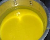 A picture of step 4 of Creamy frozen mango curd.