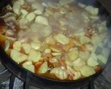 Foto del paso 5 de la receta: Pollo al disco con papas🍗