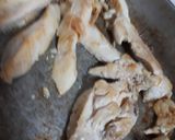 Foto del paso 2 de la receta: Pollo en crema con espinacas y elote