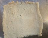 A picture of step 6 of Bread rolls with fried egg.