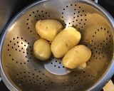 Une image de l'étape 14 de Citrouille joyeuse (purée de courge delica moretti,pommes de terre,lard,emmental,persil).