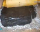 A picture of step 5 of Oreo Chocolate Swiss Rolls.