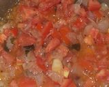 A picture of step 3 of Sprouted moong matki sabji.