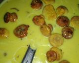A picture of step 4 of Pakoda kadhi.
