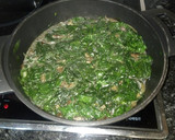 Foto del paso 2 de la receta: Espinacas con alcachofa y cebolla