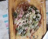 Foto del paso 3 de la receta: Muslos de pollo verdulero a caballo
