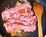 泰式炒肉碎伴煎蛋飯的食譜步驟2照片