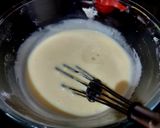 A picture of step 3 of Strawberry Pancakes.