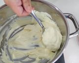 Hình bước làm 2 của món Bánh trà sữa trân châu đường đen đơn giản