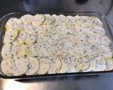 Une image de l'étape 7 de Gratin surprise de pommes de terre au bœuf mijoté et sauce crème au persil.