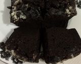 Foto langkah ke 4 dari resep Brownies oreo kukus simple.