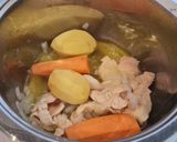 Foto del paso 3 de la receta Sopa de pollo con fideos