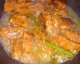 Foto del paso 5 de la receta: Pollo al ajillo y pimentón sobre arroz