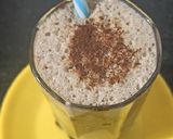 A picture of step 5 of Oreo cold coffee.