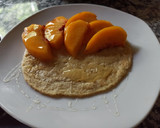 Foto del paso 4 de la receta: Crepes y duraznos para desayunar