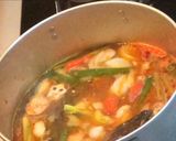 Foto langkah ke 3 dari resep Suki Rumahan Kuah Tomyum.