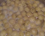 Foto langkah ke 4 dari resep Cilok yummy isi bakso.