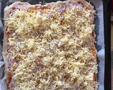 Egyszerű sonkás-sajtos pizza 😋🍕 recept fázis 7 fotója