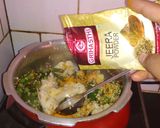 A picture of step 3 of Veggies khichdi.