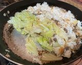 A picture of step 4 of Leftover Beef and Egg Fried Rice.