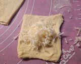 Virsli kelt tésztában recept fázis 3 fotója
