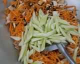 Foto langkah ke 5 dari resep Kuah jamur Asam manis.