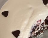 A picture of step 3 of “Black Forest” Gateaux.