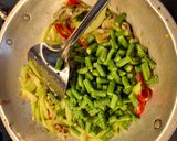 Foto langkah ke 8 dari resep Tumis Labu Siam.