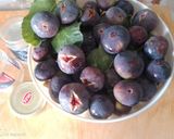 Foto del passaggio 1 della ricetta Marmellata di fichi neri