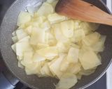 Foto del paso 2 de la receta Tortilla de patatas y bacalao