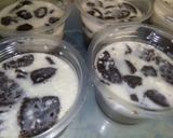 Foto langkah ke 5 dari resep Puding Susu Oreo.
