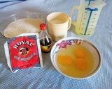 Foto del paso 1 de la receta: Bizcocho con cáscaras de manzanas