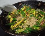 A picture of step 2 of Bhindi Ki Sabzi.