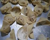 Foto langkah ke 2 dari resep Soup Pangsit Udang Ayam / Wonton Soup.