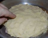 Foto del paso 12 de la receta: Tortilla de puré rellena con jamón y queso