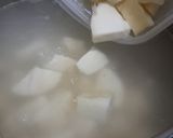 Foto langkah ke 1 dari resep Sop Singkong Ceker Ayam.