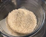Une image de l'étape 1 de Dôme de riz basmati aux épices indiennes et coriandre hachée.
