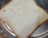 A picture of step 2 of Malai sandwich.