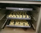 Foto langkah ke 5 dari resep Cemilan Donat Mini Cookies Variasi.