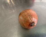 Une image de l'étape 1 de Curry de Julienne au lait de coco, épices et tomates.