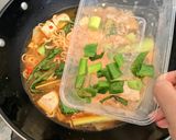 Foto langkah ke 8 dari resep Tom Yum Pedas.