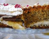 A picture of step 28 of Poppy seeds cake with lemon curd.