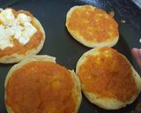 A picture of step 6 of Mini pan pizzas.