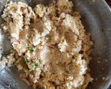 A picture of step 2 of Murmura tikki.