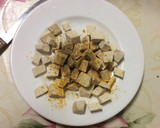 Foto del paso 1 de la receta: Ensalada ligera de espinacas, setas y tofu