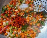 A picture of step 2 of Rava tomato upma.