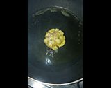 अनियन लोटस विद चीज़ी डीप(Onion Lotus with cheesy dip recipe in Hindi) रेसिपी चरण 10 फोटो